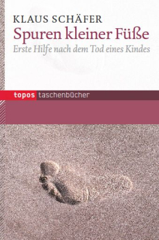 SPUREN KLEINER FÜßE